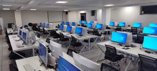 外国语学院国际传播与跨境运营综合实训室竣工 创新语言与计算机软件融合实践平台